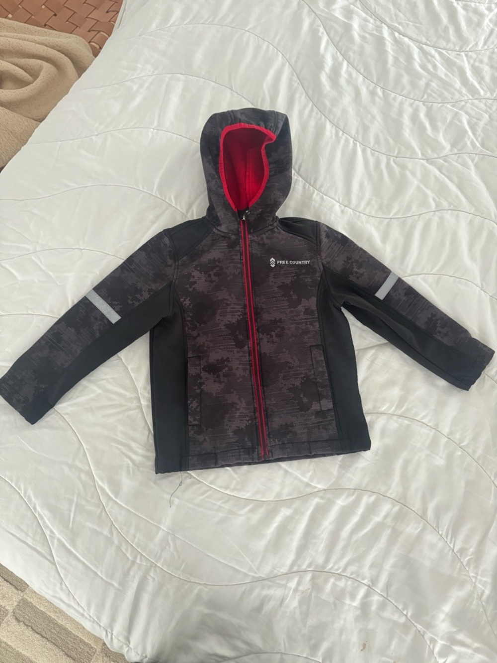 Free Country Boys' Hooded Softshell Jacket - Black with Red Lining Size 5/6